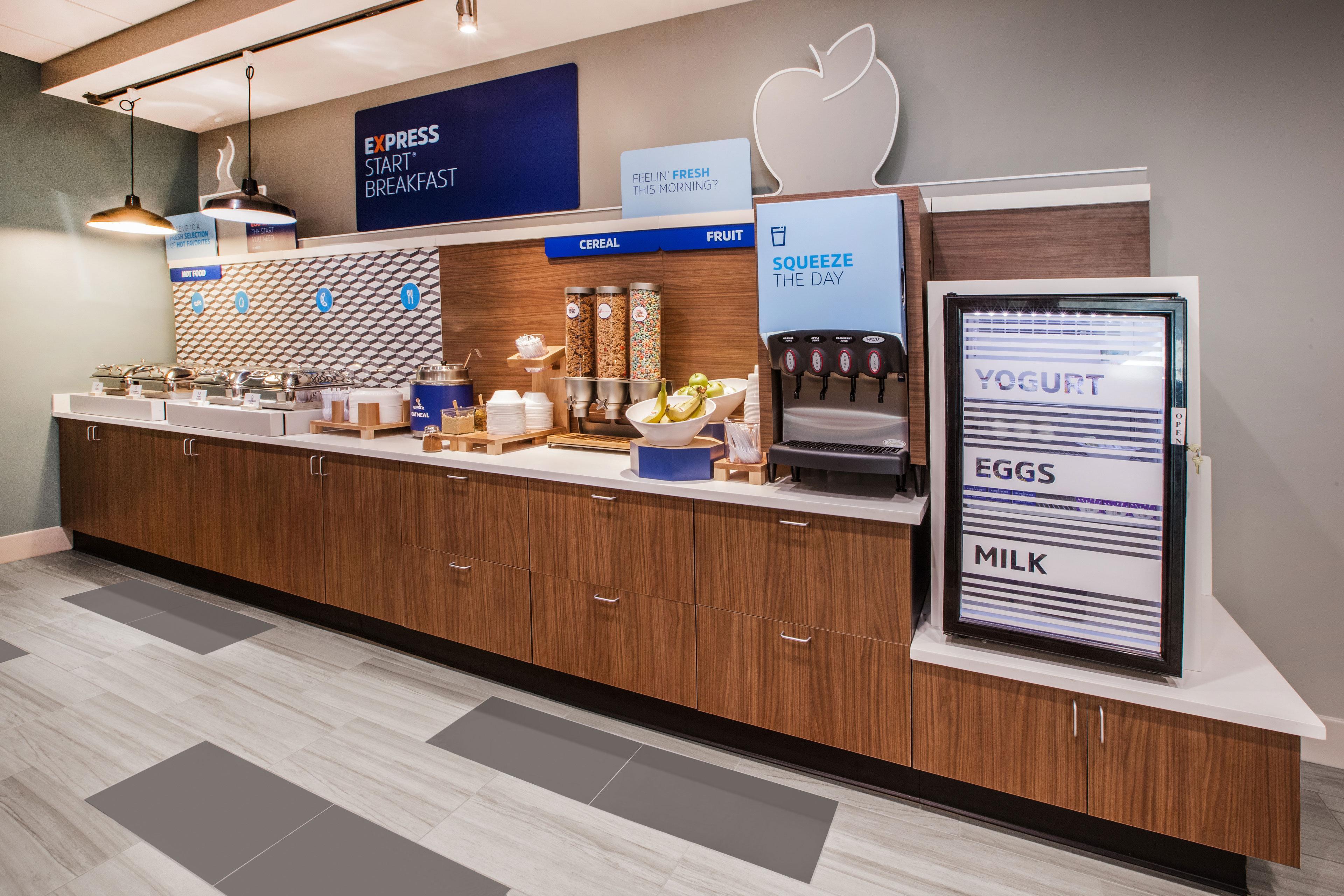 Holiday Inn Express Hotel & Suites - Dubuque West By Ihg Eksteriør billede