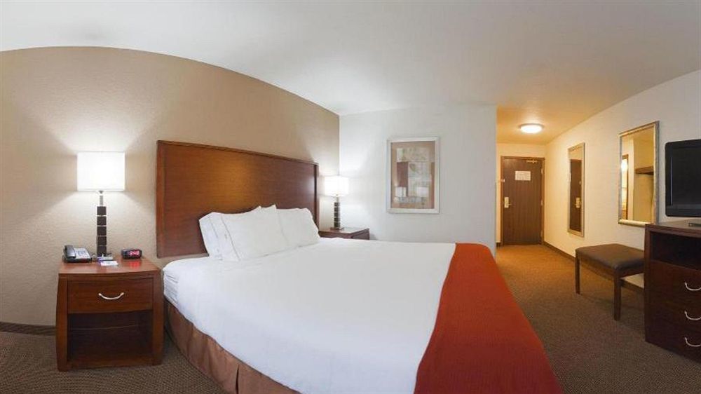 Holiday Inn Express Hotel & Suites - Dubuque West By Ihg Eksteriør billede
